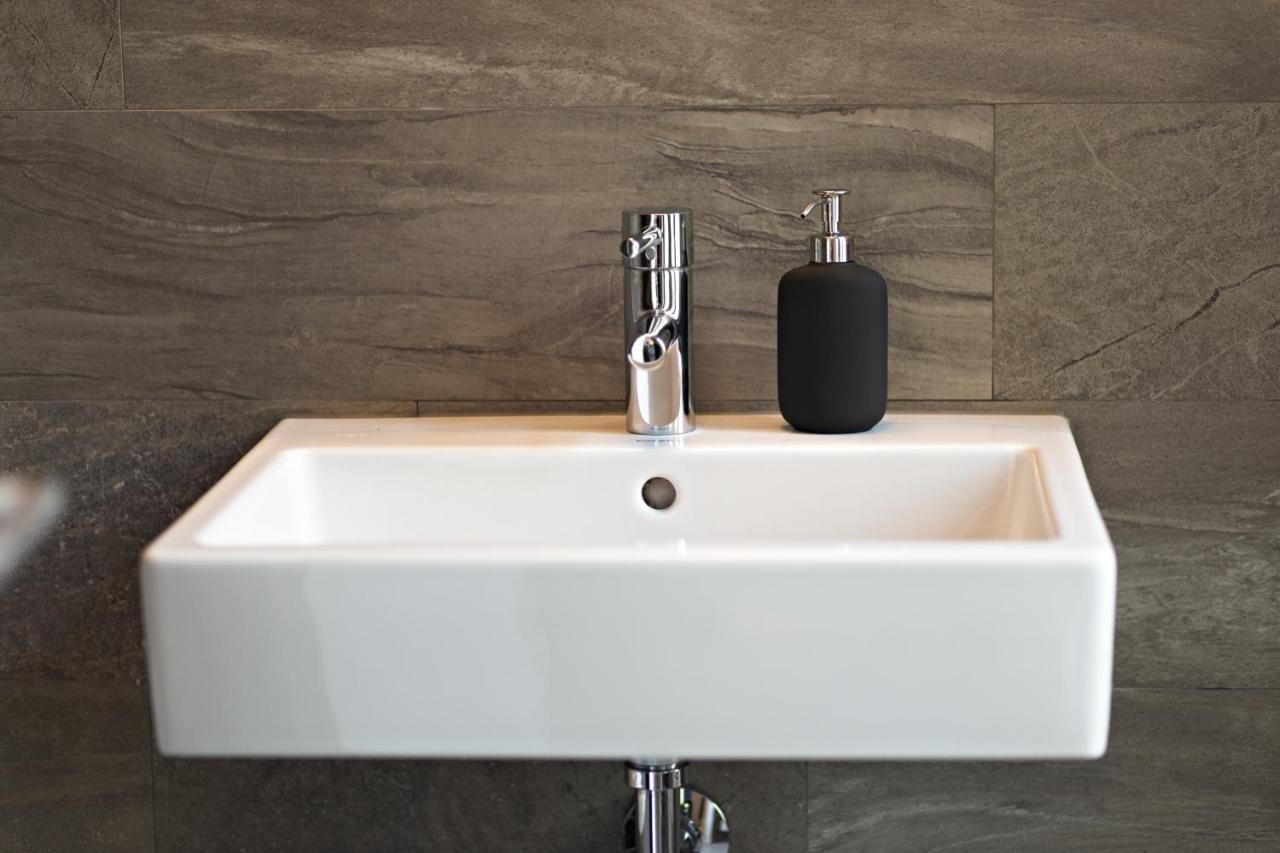 Luxury Suites South By Rikas Hotels Antwerpen Eksteriør bilde